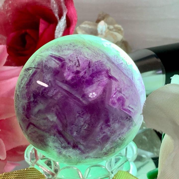 【フローライト】綺麗な大玉　虹入りフローライト☆天才の石