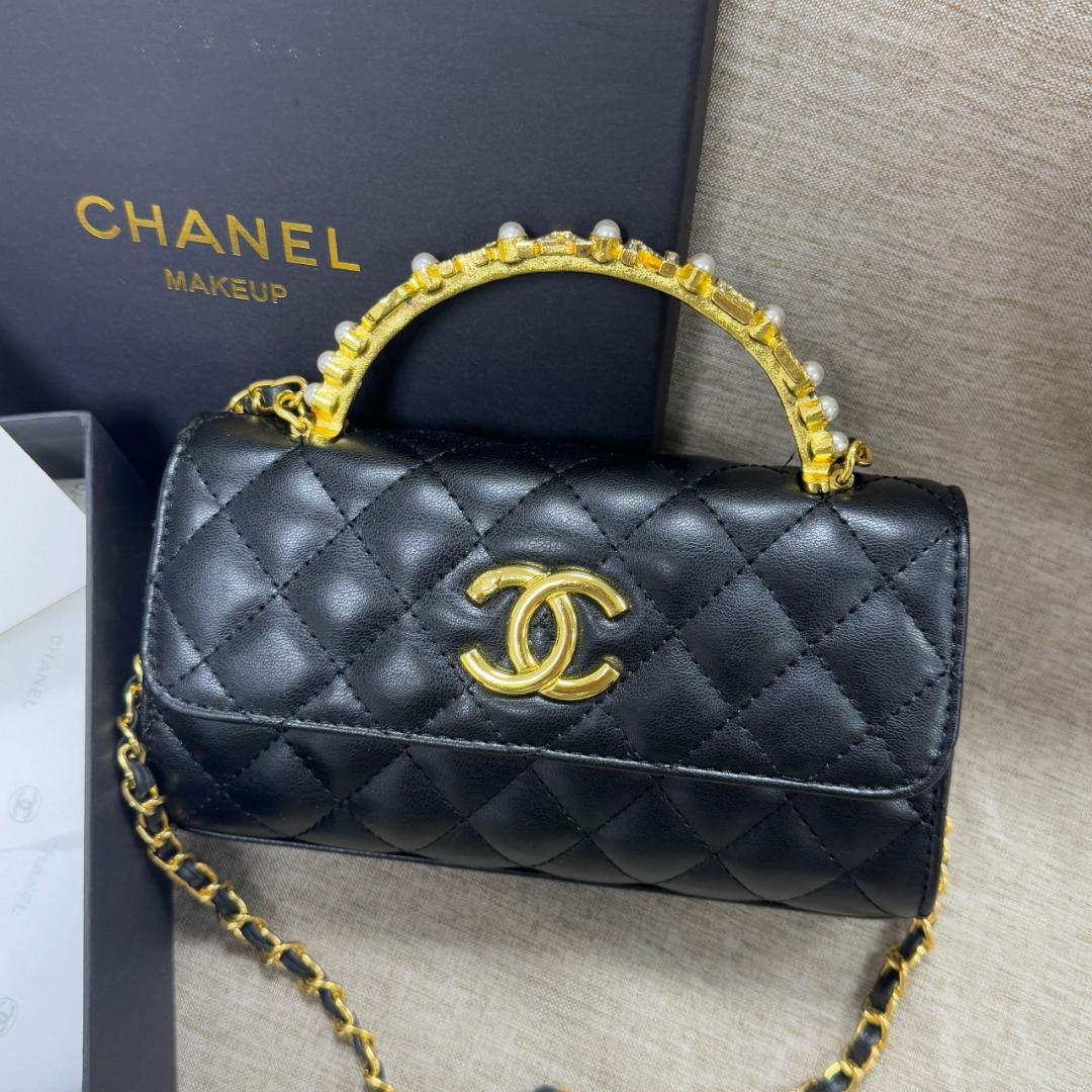 VIP顧客限定ブラック クラッチバッグ