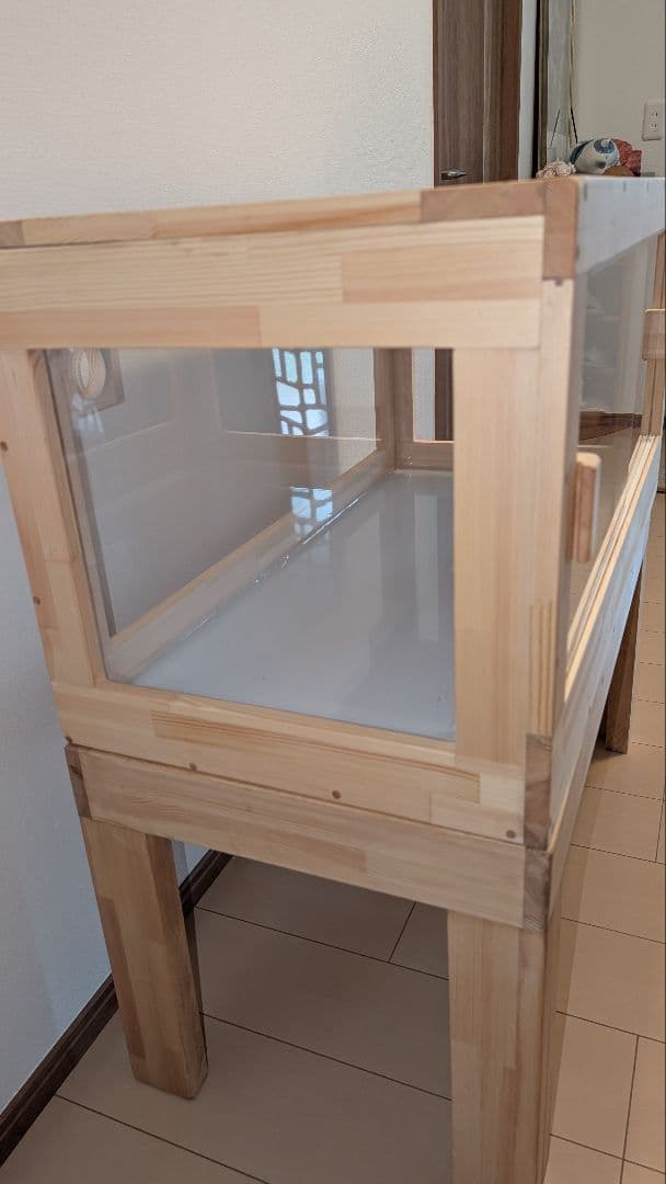 赤松集成材18ミリ幅90縦45奥行45全面アクリル板仕様木材オイル仕上げ！