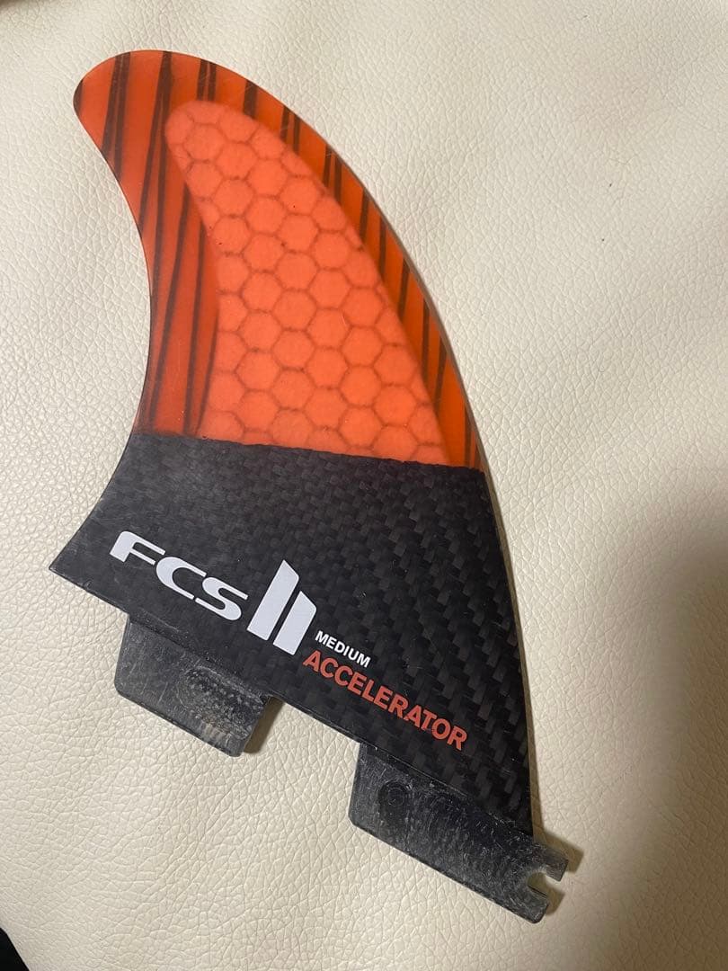 美品！FCS II Accelerator Mサイズ とフィンプラーのセット