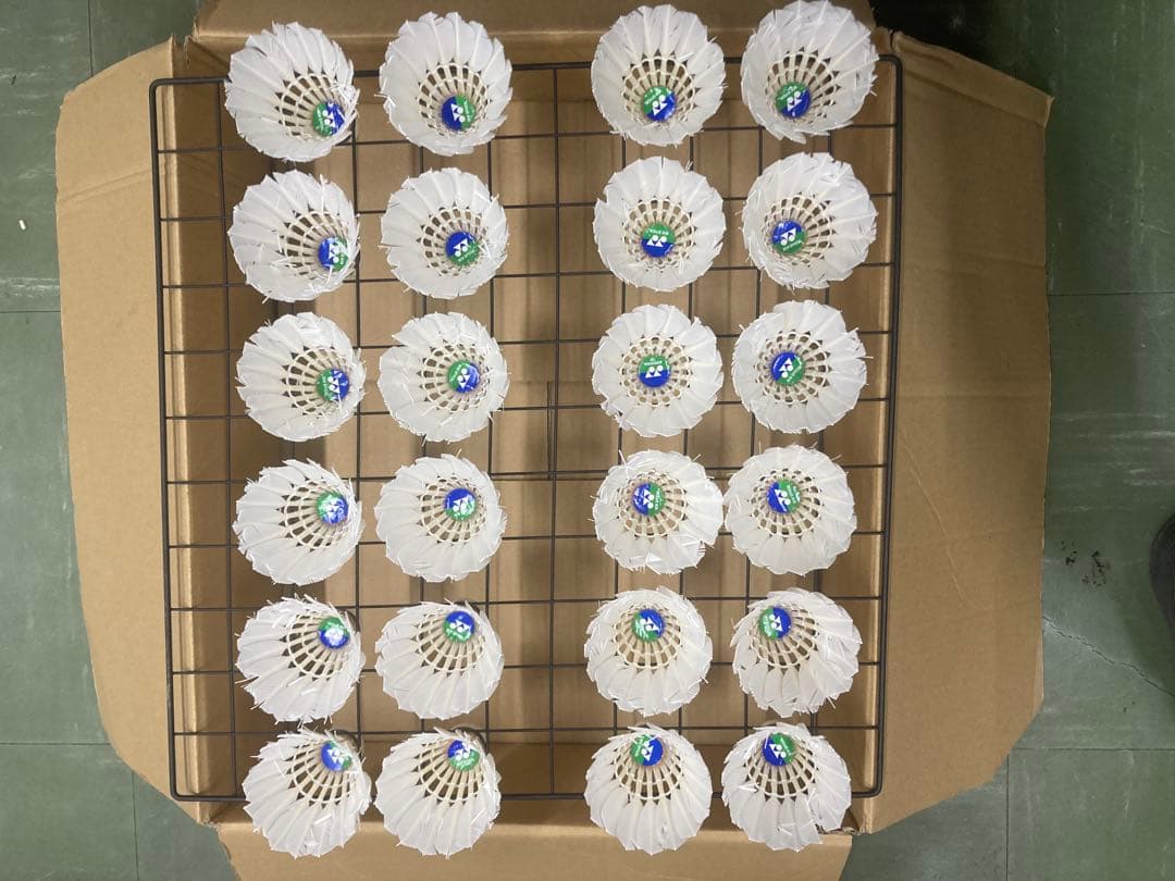 【美品】ニューオフィシャル　リペア済み　基礎打ち・ノック用シャトル120個