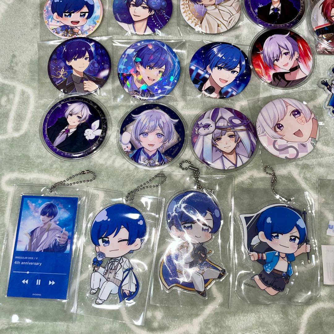 いれいす　缶バッジ　アクキー　ラバーチャーム　メモ帳