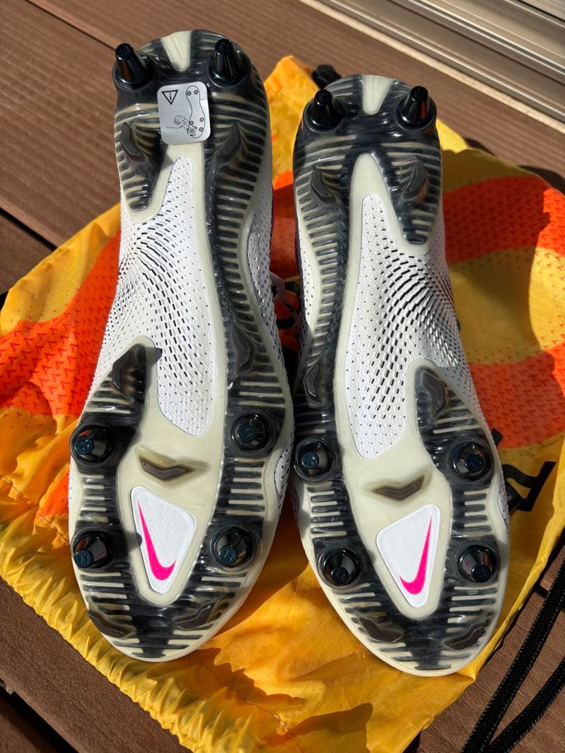 Nike Phantom GT2 ホワイト/ピンク 取替式