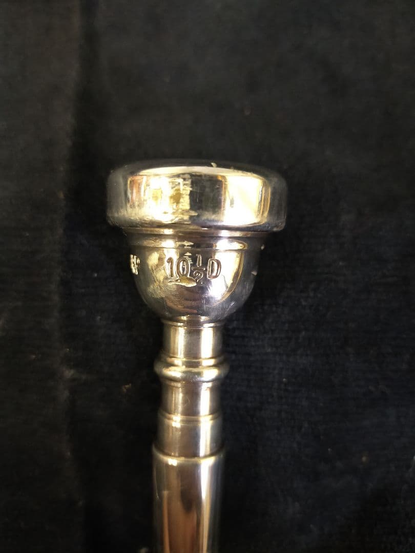 トランペットマウスピース Bach corp 10 1/2D