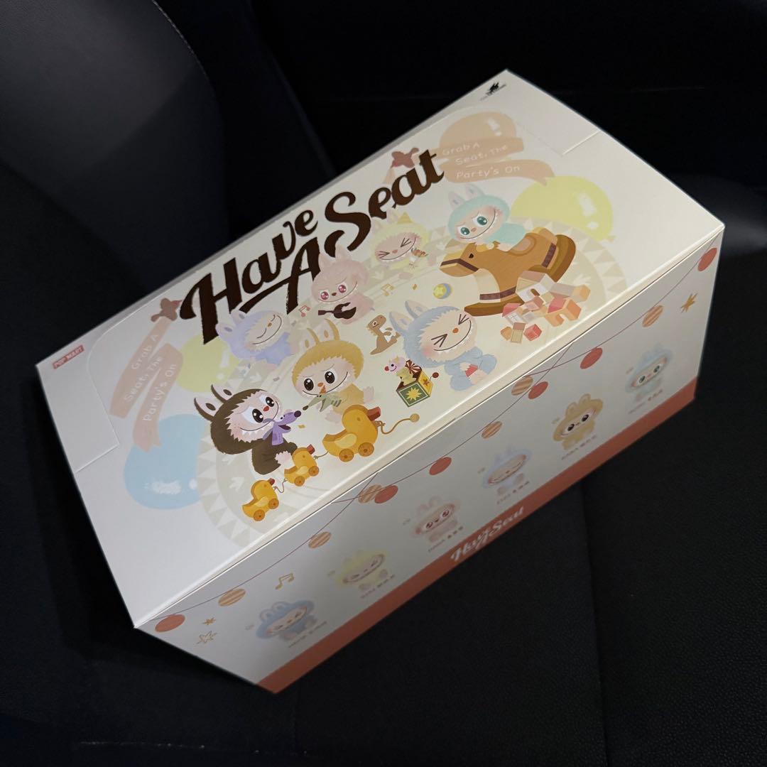 LABUBU THE MONSTERS Have A Seatぬいぐるみ開封済み