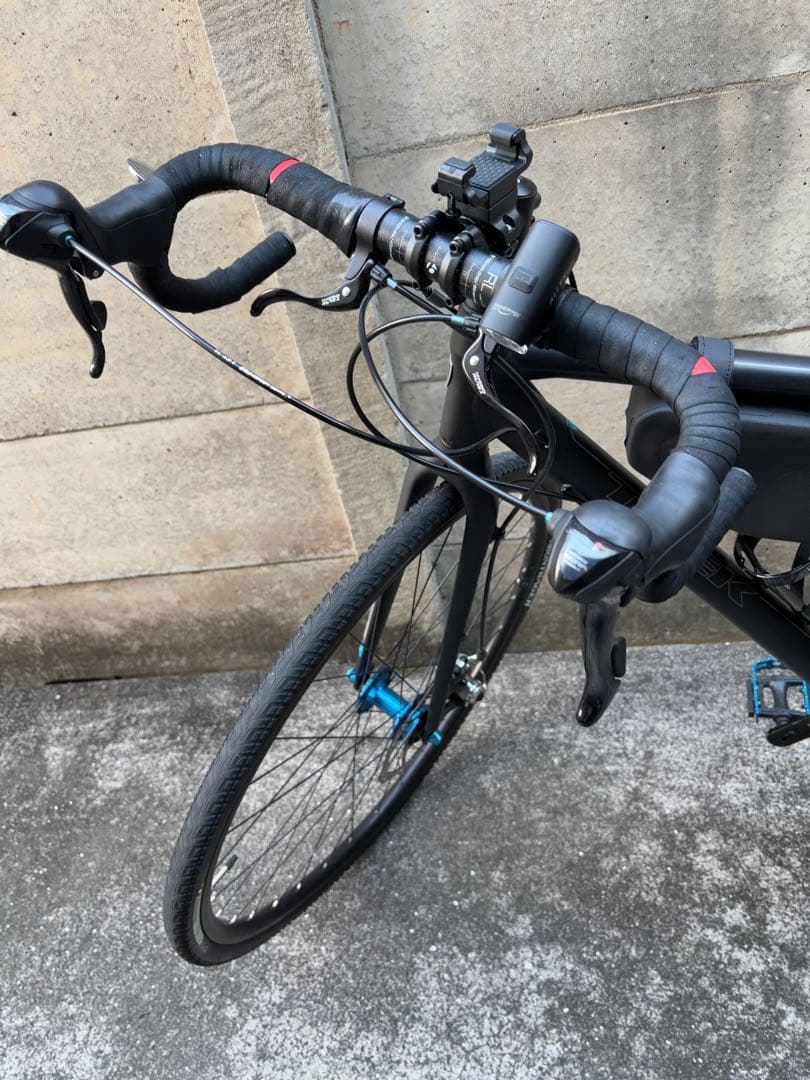 クロスバイク ブラック TREK