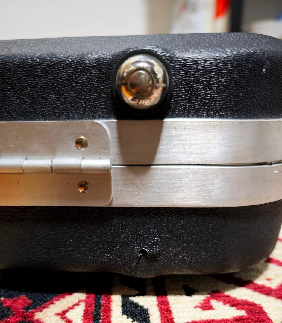 純正 リッケンバッカー 4003/4001 ベース ハードケース 鍵付き