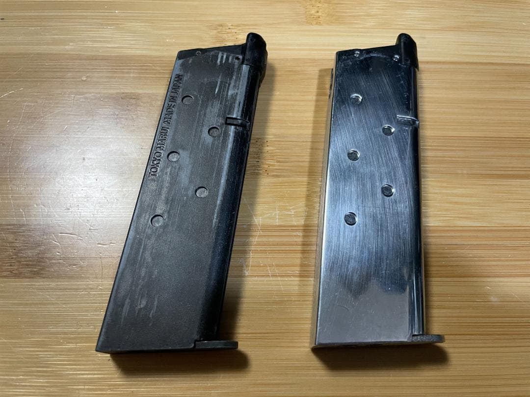東京マルイ M1911A1 ガスハンドガン マガジン2個付き