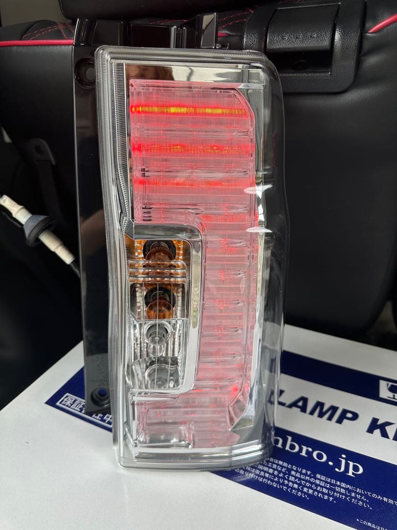 LA600S 前期 タントカスタム 純正テール 左右セット