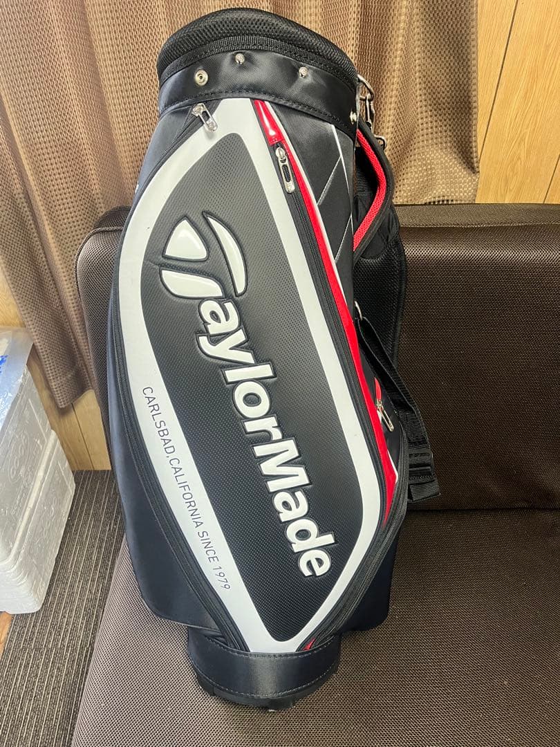 TaylorMade 9型キャディバッグ