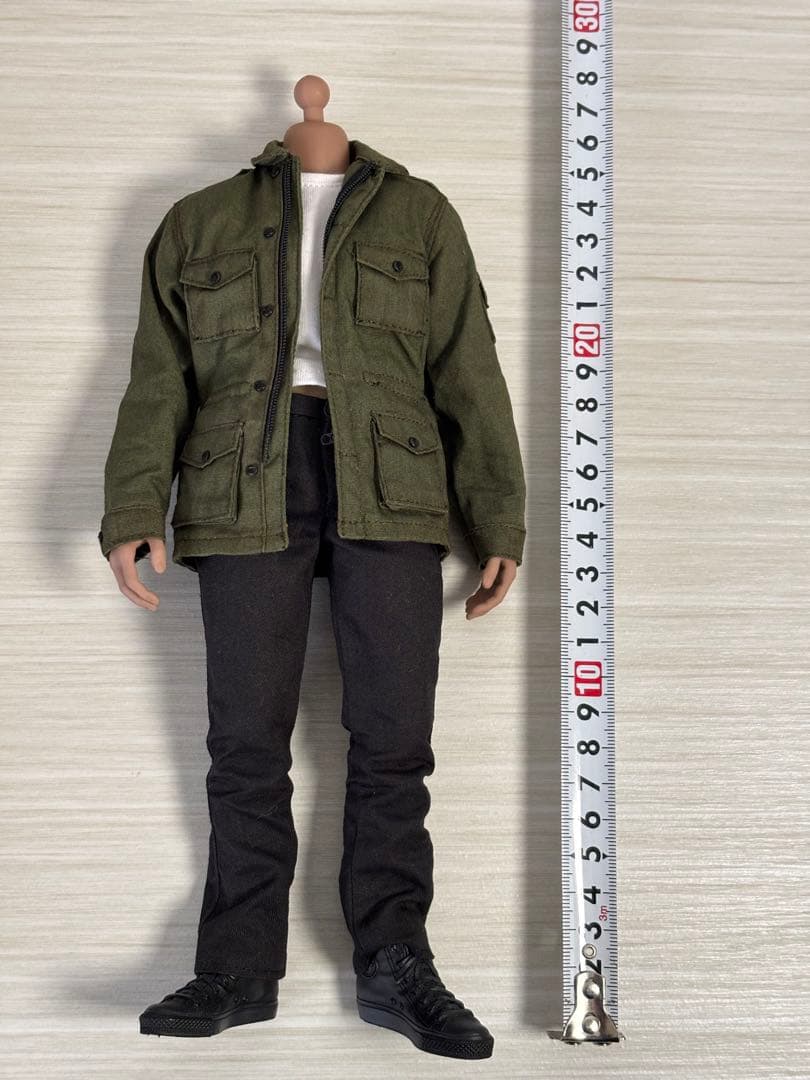 カスタム素体 1/6 ピーターパーカー ホットトイズ フィギュア figure