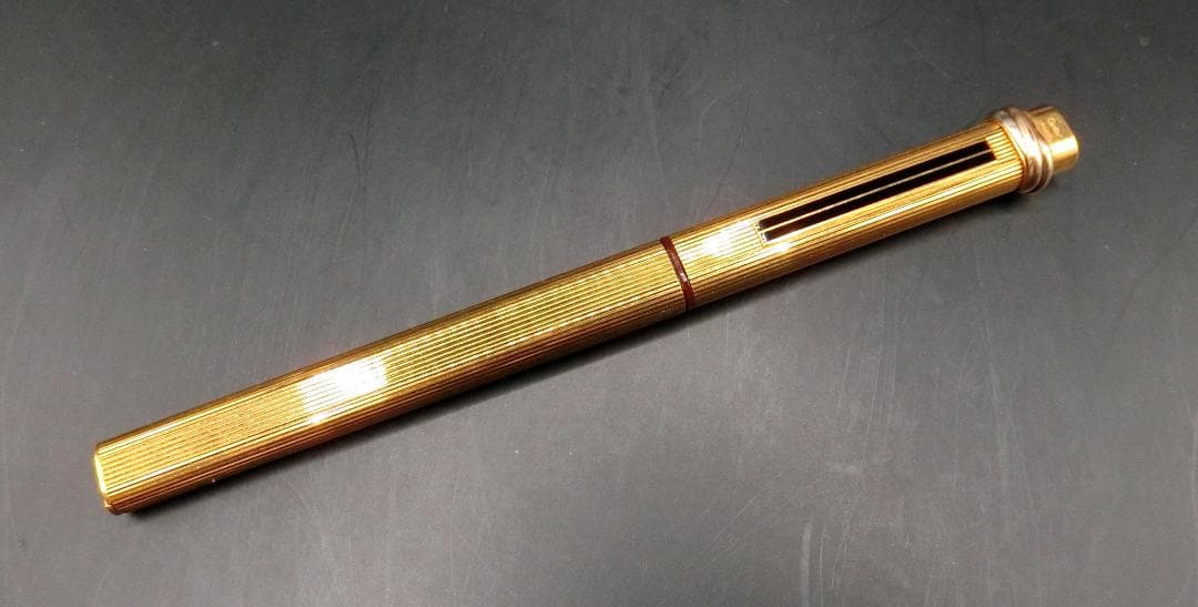 Cartier　カルティエ　ボールペン　ゴールド　キャップ式