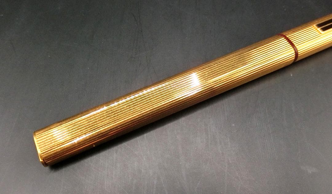Cartier　カルティエ　ボールペン　ゴールド　キャップ式