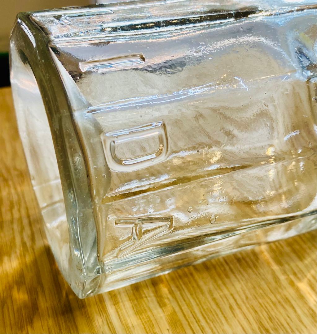 フランスアンティーク OLIDA社のミルク瓶