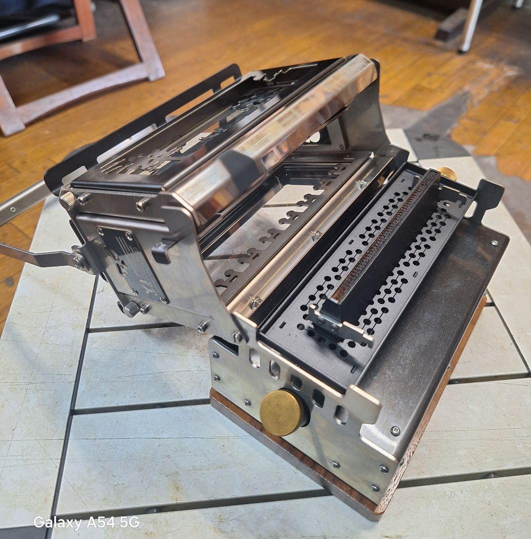 アイロンストーブ　BLACKSOLID