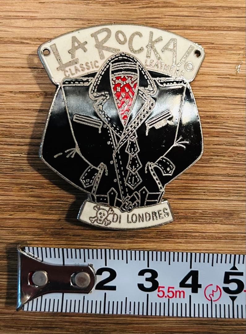 【超撃レア】LA.ROCKA ピンバッジ