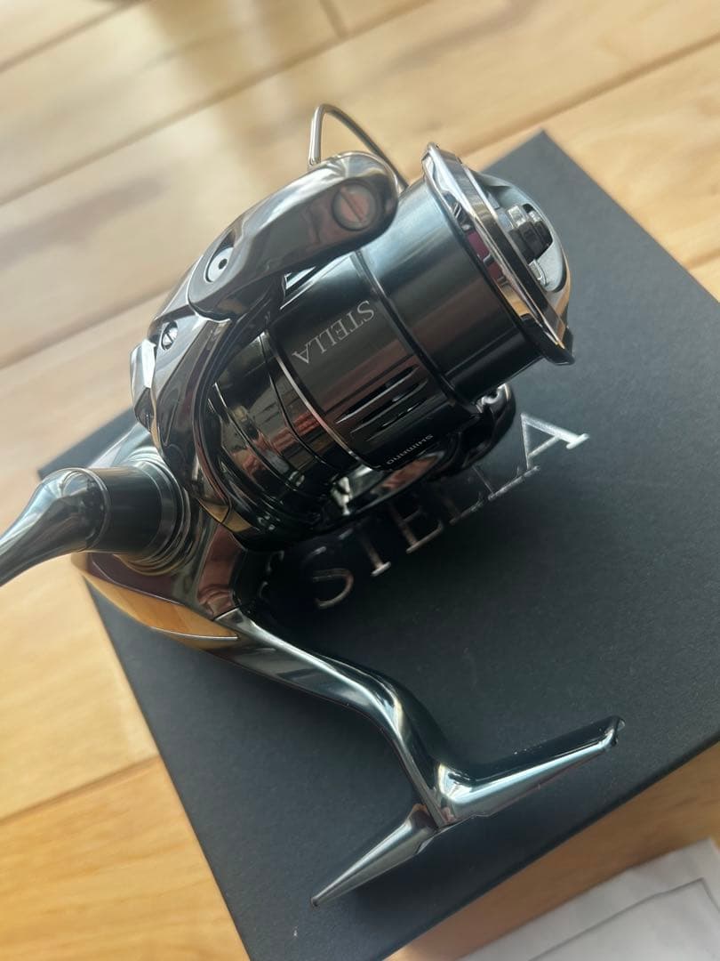 シマノ　美品　22ステラ　C2000S