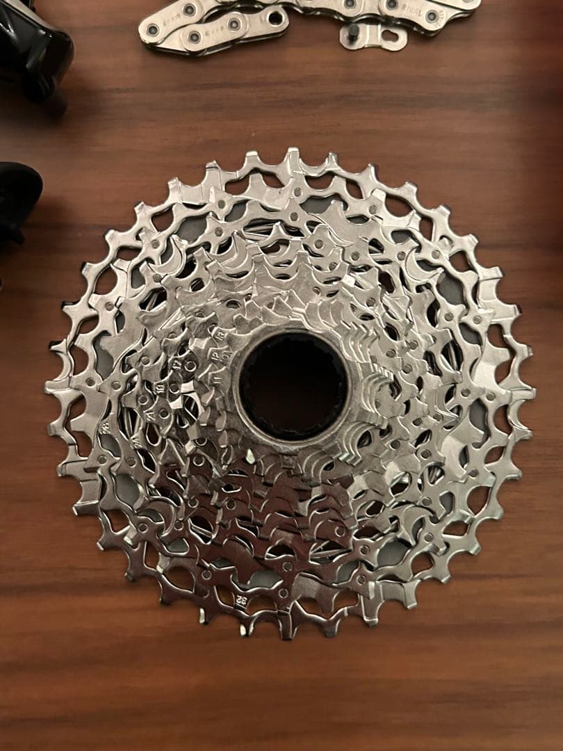 極美品　SRAM Rival eTap AXS 12s グループセット　新車外し