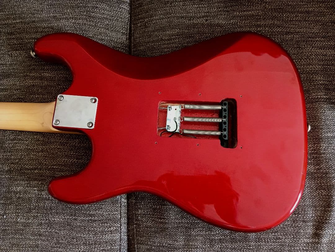 ストラト メタリックレッド レッドパール SHH（Bacchus バッカス）