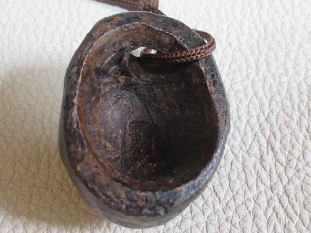 ◆希少 1950年頃（昭和25年）！落款あり 狂言面・神楽面 陶器製 根付け