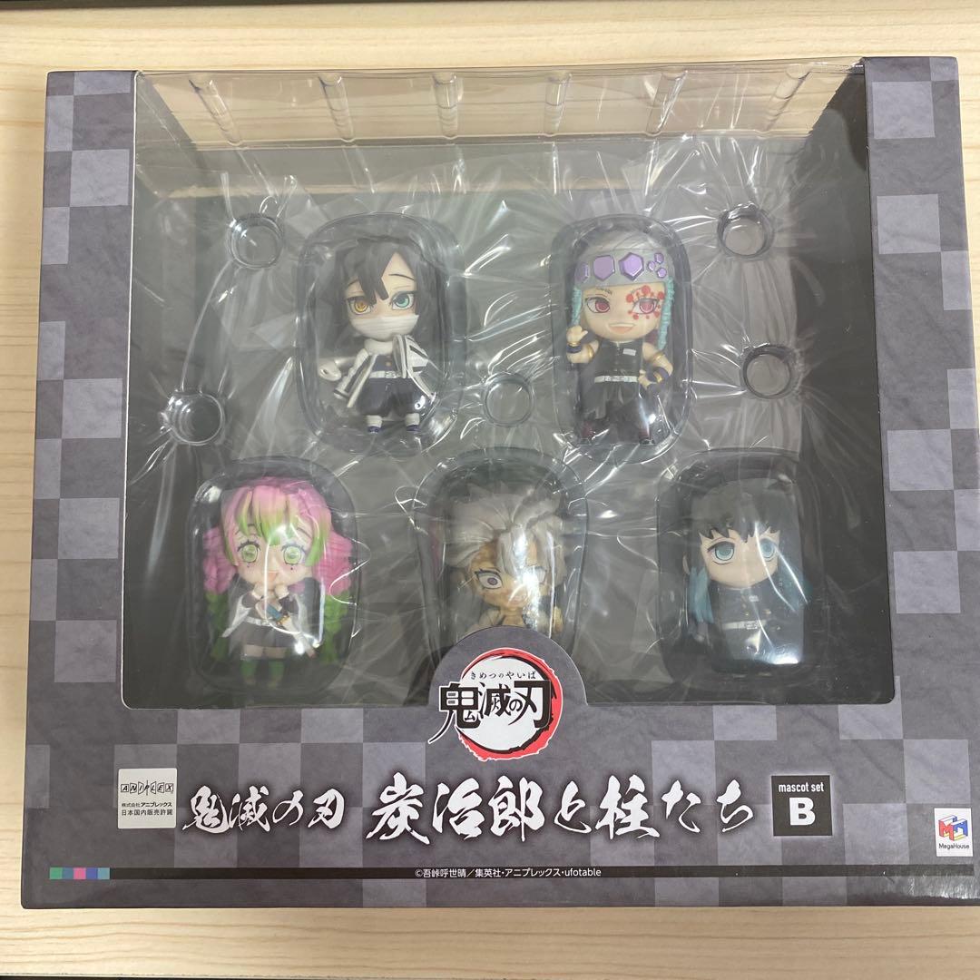 鬼滅の刃　フィギュア　メガハウス