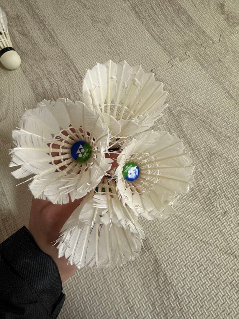 ヨネックスエアロセンサ500中古シャトル168球