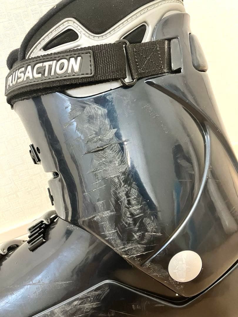 プラスアクション　PLUSACTION スキーブーツ でかい30.0cm以上？
