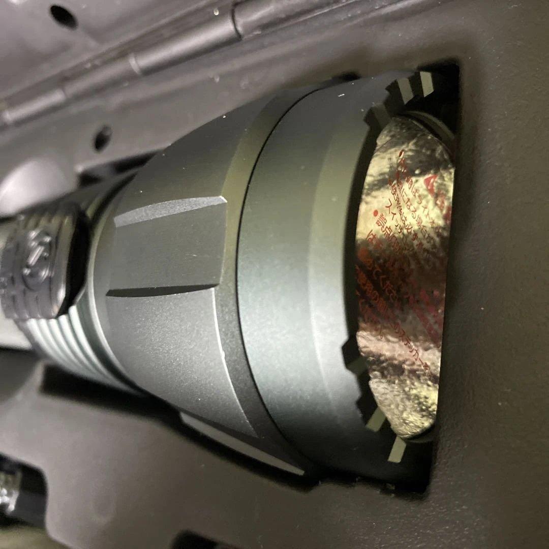 GENTOS 3000ルーメン　送料込み