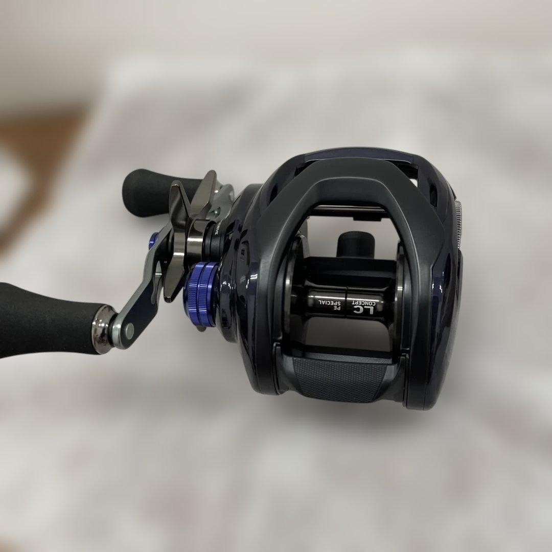 11452 ダイワ　ベイトリール ソルティスト TW400HL 2024年モデル