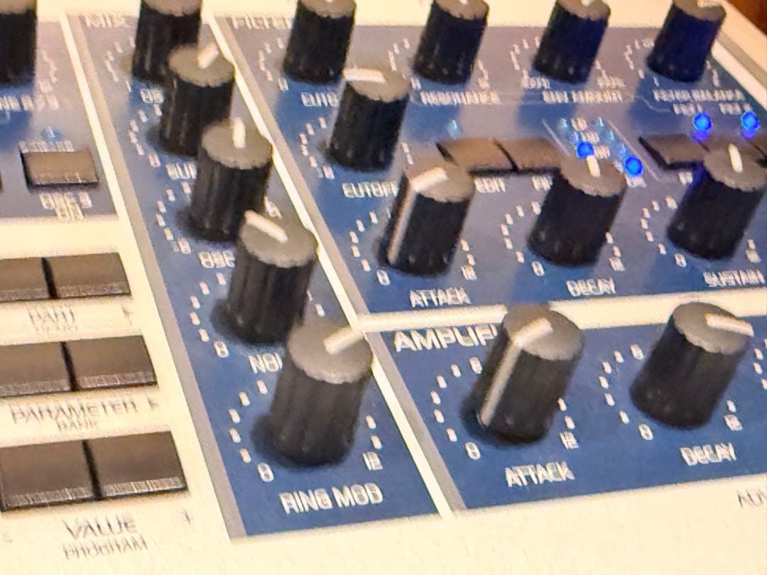 鍵盤楽器 access Virus Indigo2