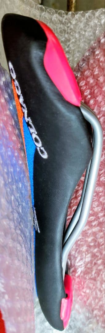 COLNAGO Vuelta Bassano サドル