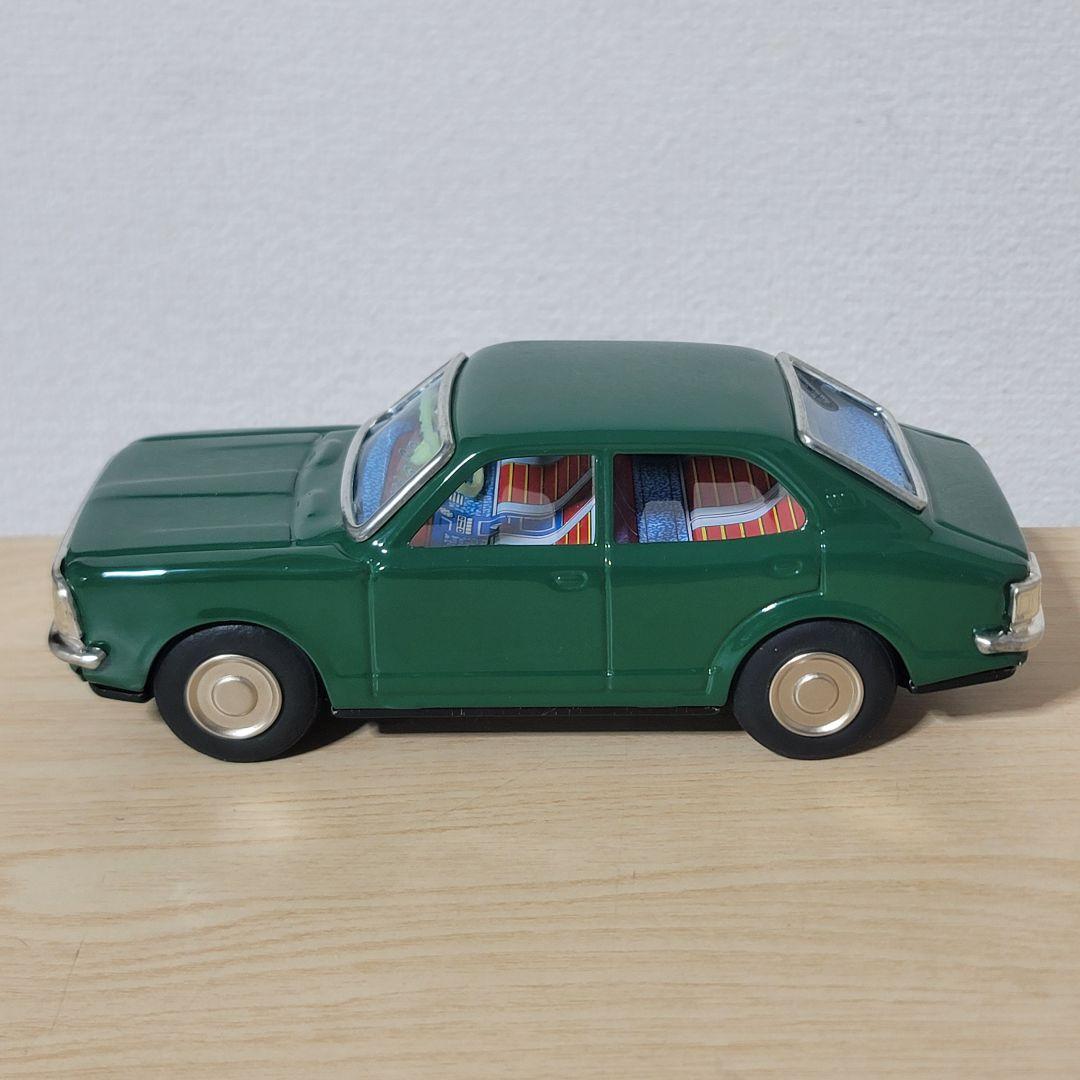 ブリキヤ製 トヨタカローラ1400HI-DELUXE 箱付き