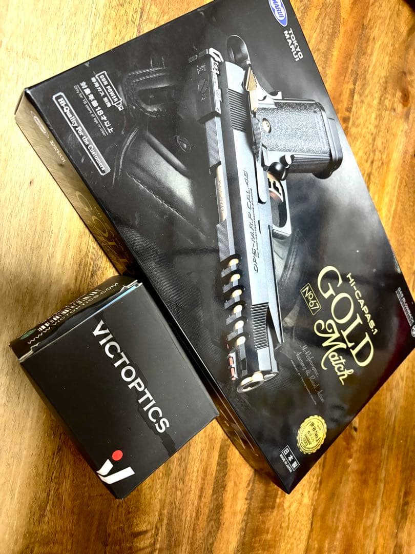 【新品未使用品】ハイキャパ5.1 ゴールドマッチ　ドットサイト付き