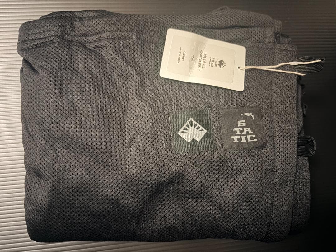 【新品】 太陽と山 別注 ADRIFT BLANKET Black アドリフト