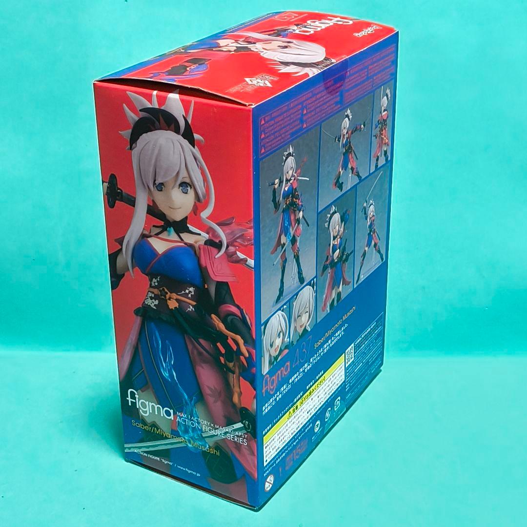 figma セイバー / 宮本武蔵【未開封】