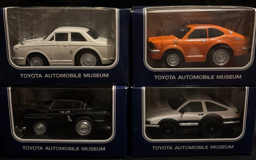 トヨタ自動車博物館プルバックカー 4台セット　クラウン　カローラ　トレノ　レビン