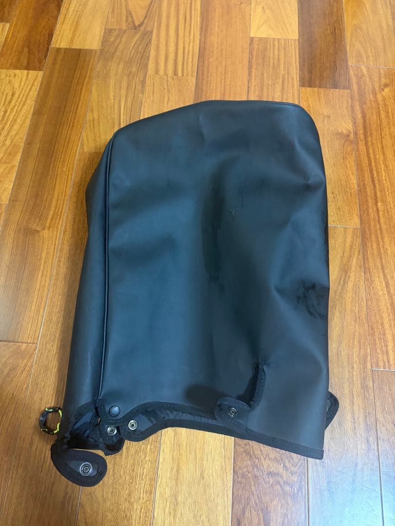 Vessel スタンドバッグ ホワイト/ブラック/イエロー