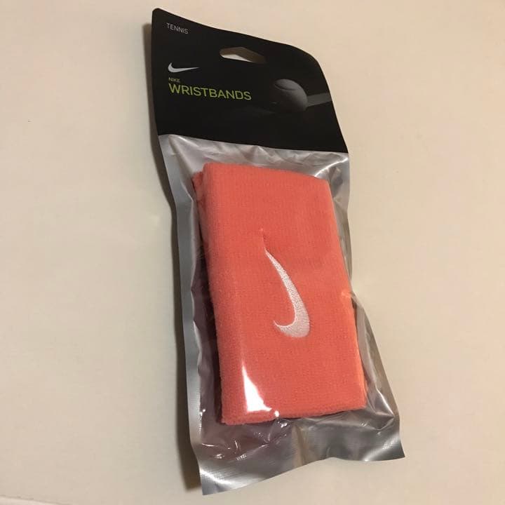 ナイキ　ナダル　全米オープン着用　リストバンド