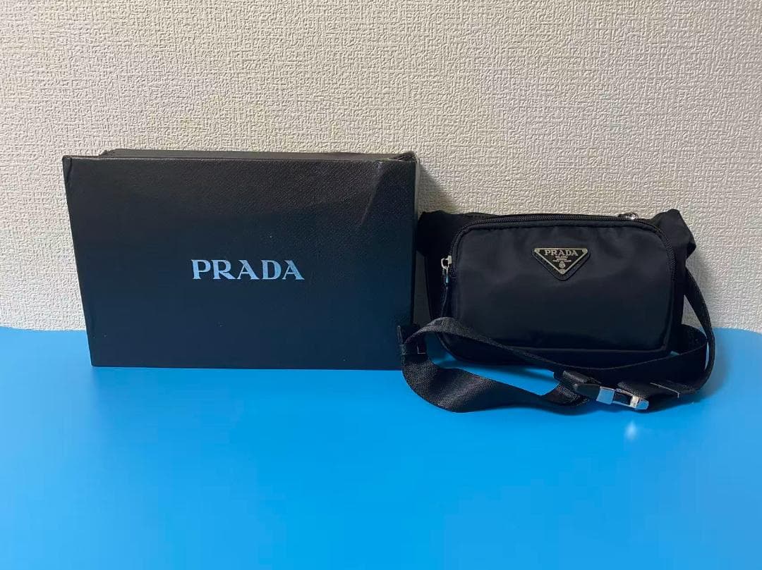 PRADA ショルダーバッグ