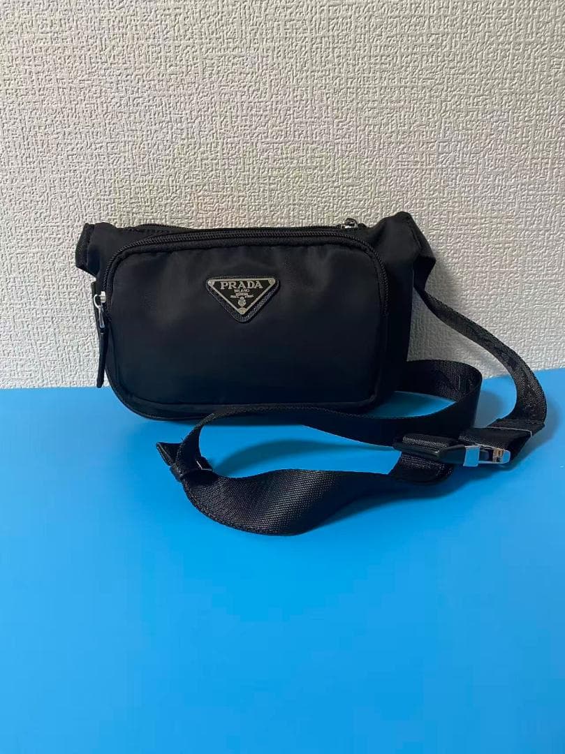 PRADA ショルダーバッグ