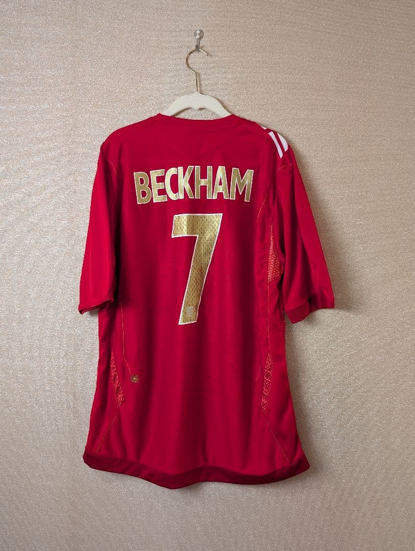 ★イギリスで購入★イングランド代表 ベッカム 7番 シャツ Lサイズ