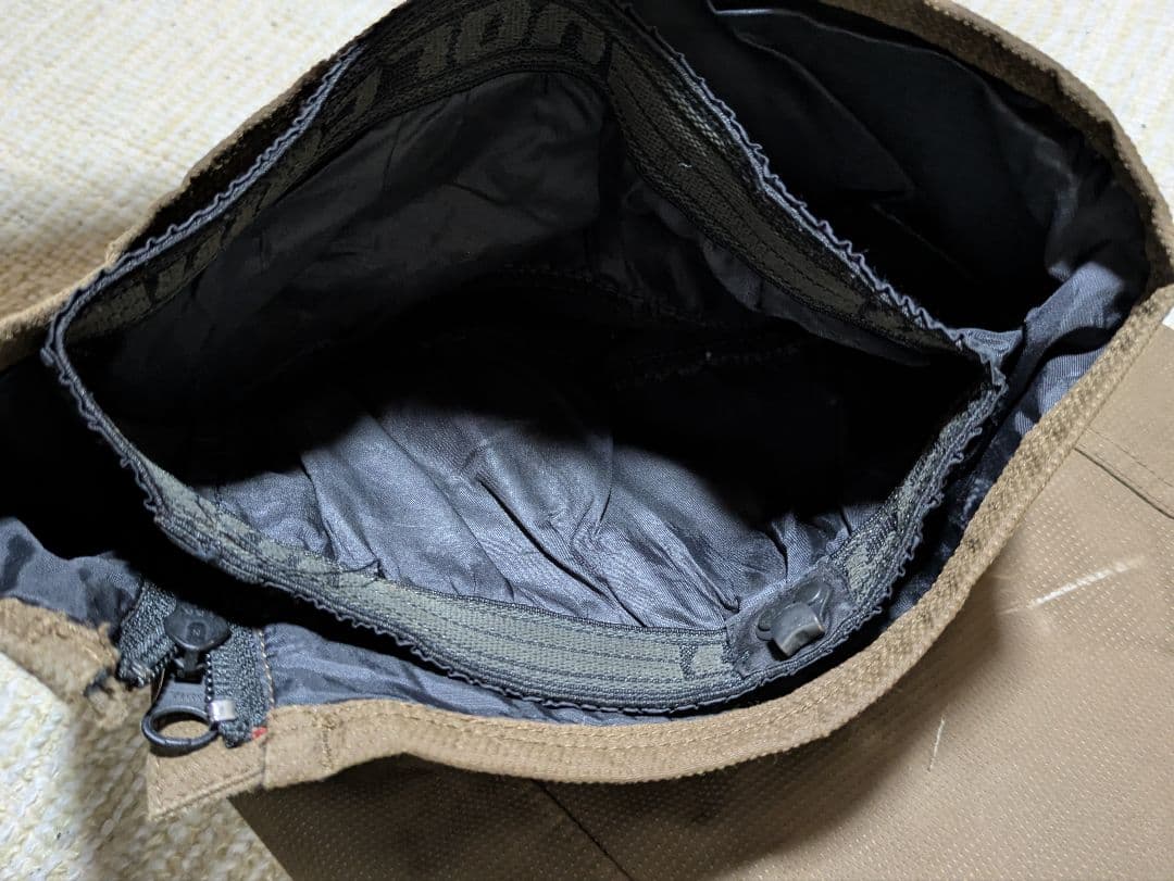 VOLCOM NOMIS メンズスノーボードスノボースキーウェア　サイズL