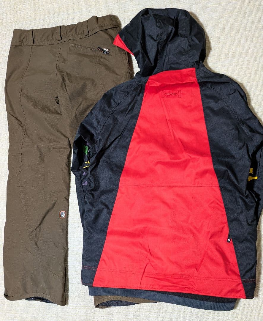 VOLCOM NOMIS メンズスノーボードスノボースキーウェア　サイズL