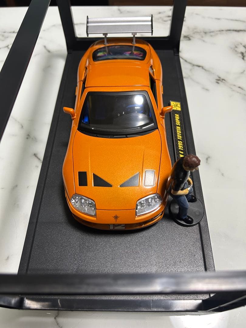1995 Toyota Supra Brian フィギュア付き ワイルドスピード