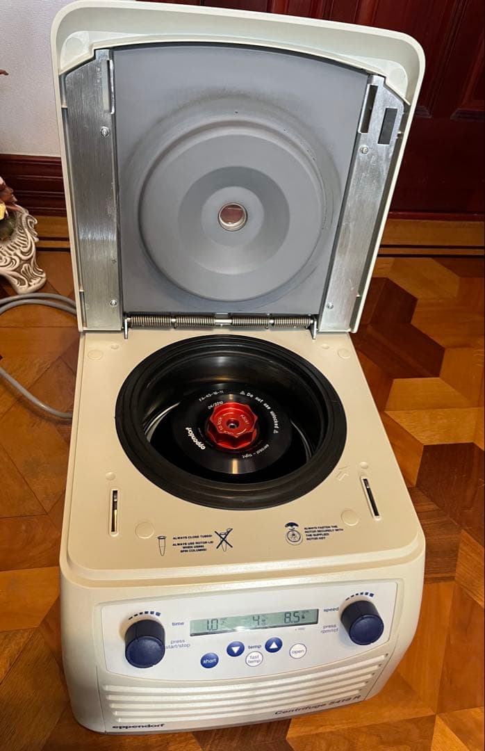 Eppendorf 冷却遠心機 5418R ローターつき