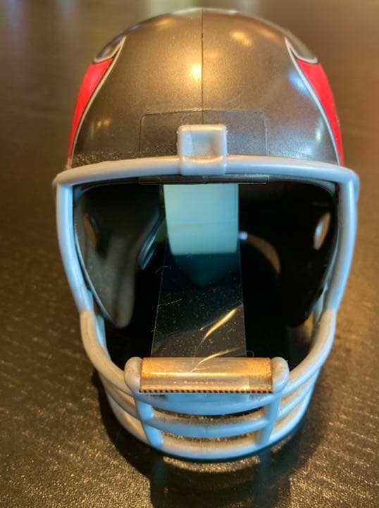 NFL バッカニアーズ ミニヘルメットのテープロール