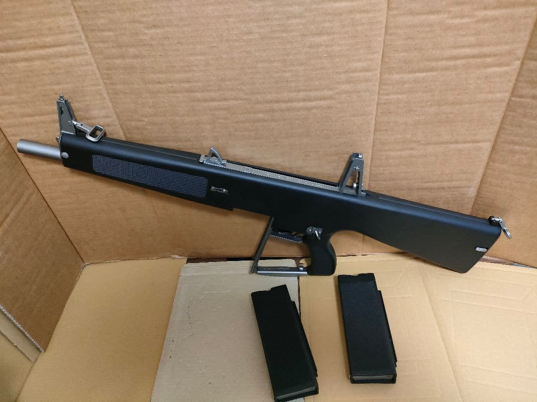 東京マルイ　AA-12 電動ガン　マガジン2つ