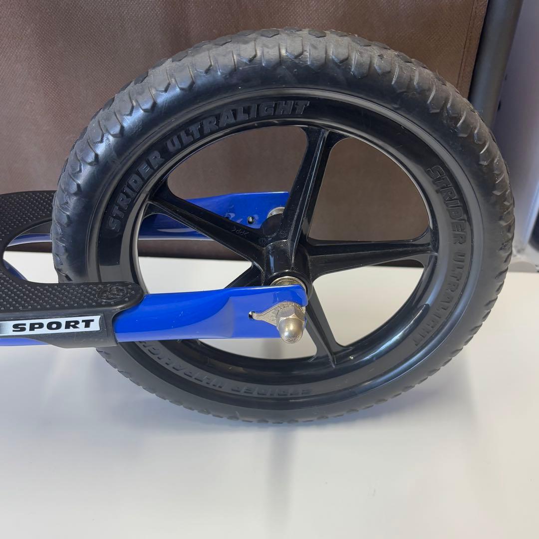 STRIDER ストライダー 12インチ バランスバイク 青 ブルー