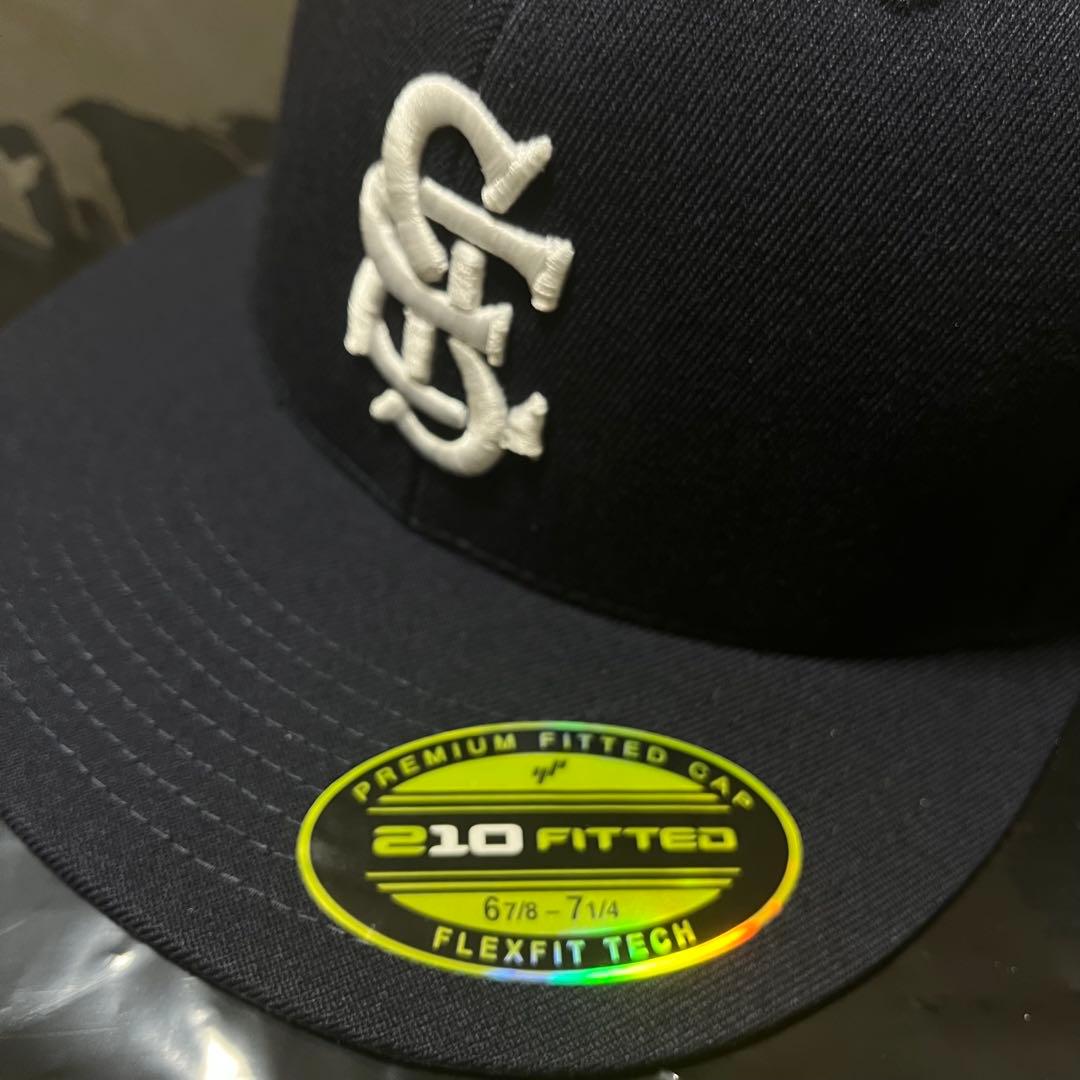 九月八日　キャップ　ネイビー　S/Mサイズ　コブクロ　黒田俊介　タウン誌付き