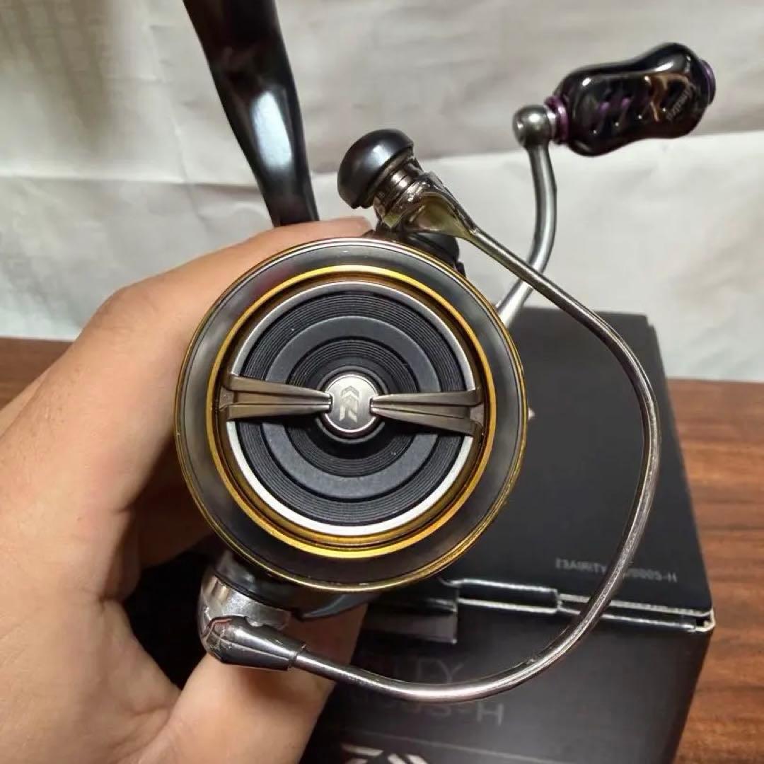 ダイワ 23エアリティ LT2000S-H リブレノブ付き